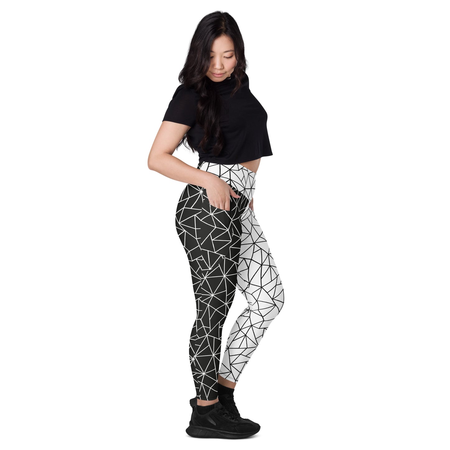 Angular Allure Women's Double Color Leggings With Pockets - FLAKOUT